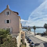 Maison en bord de mer en Croatie